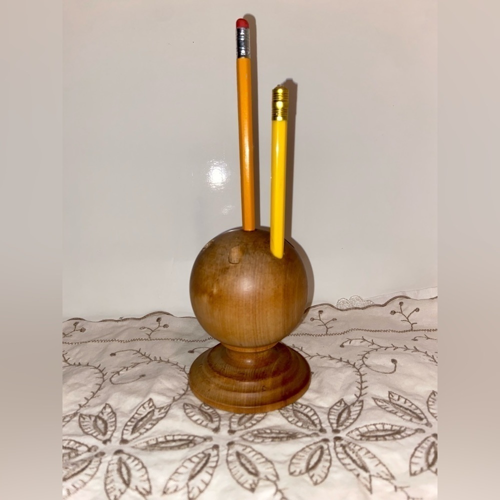 3/30$ Vintage Hard wood Pencil Holder for business counter desk